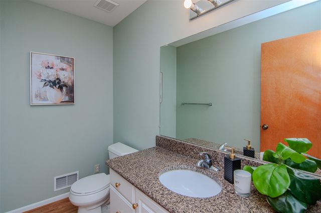 2402 Meadowridge Court, Ann Arbor, MI 48105
