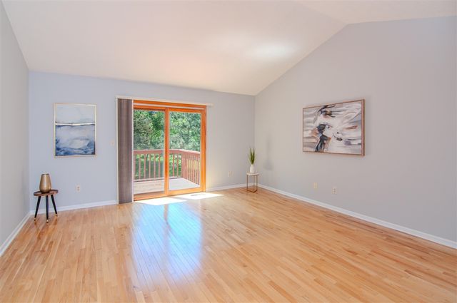 2402 Meadowridge Court, Ann Arbor, MI 48105