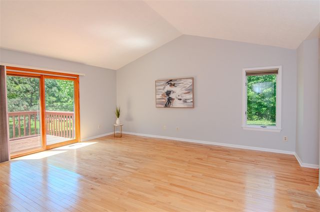 2402 Meadowridge Court, Ann Arbor, MI 48105