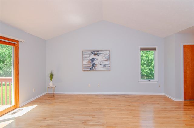 2402 Meadowridge Court, Ann Arbor, MI 48105