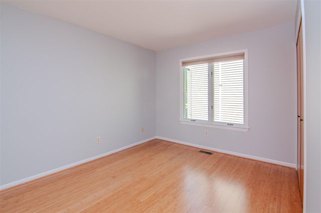 2402 Meadowridge Court, Ann Arbor, MI 48105