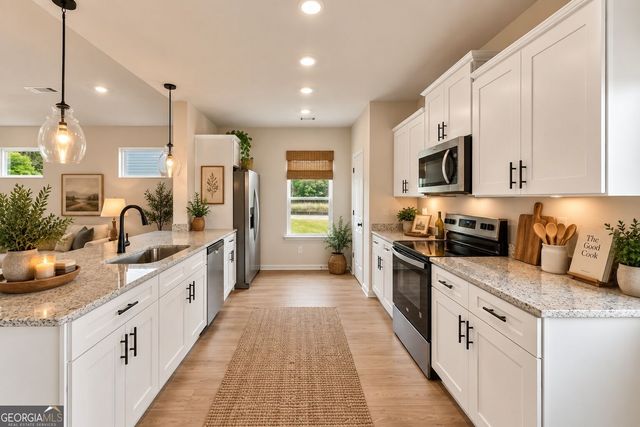 389 Sand Dune Way, Conyers, GA 30013