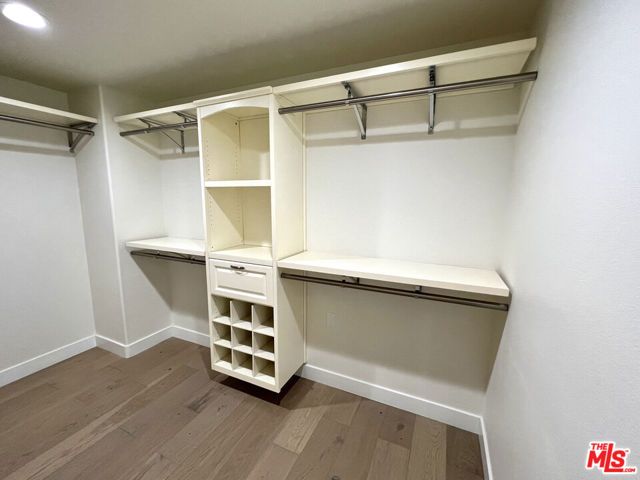 5019 Maplewood Avenue 105, Los Angeles, CA 90004