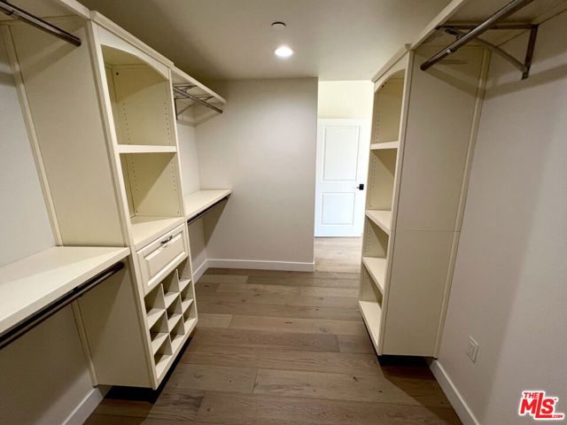 5019 Maplewood Avenue 105, Los Angeles, CA 90004