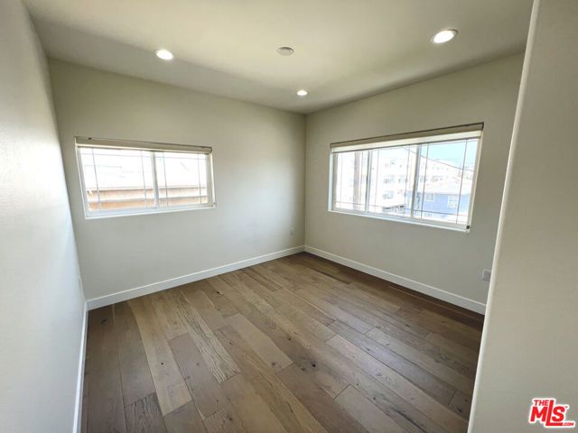 5019 Maplewood Avenue 105, Los Angeles, CA 90004