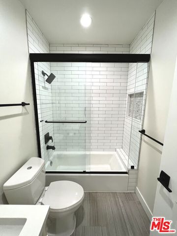 5019 Maplewood Avenue 105, Los Angeles, CA 90004