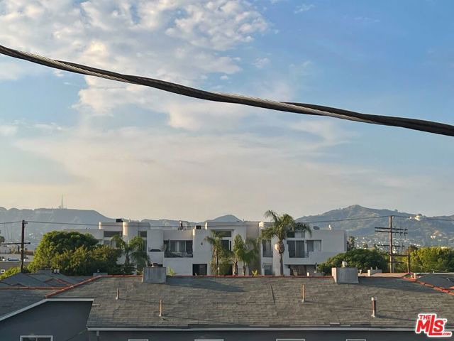 5019 Maplewood Avenue 105, Los Angeles, CA 90004