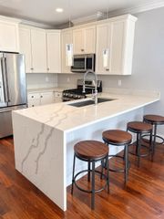 519 Broadway PH8, Somerville, MA 02145