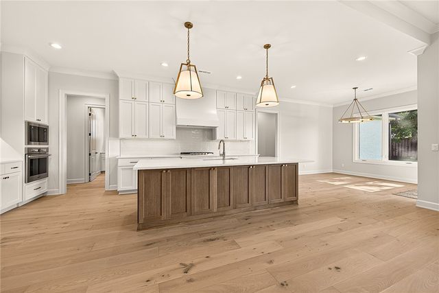 6709 SW Heartbeat Street, Bentonville, AR 72713