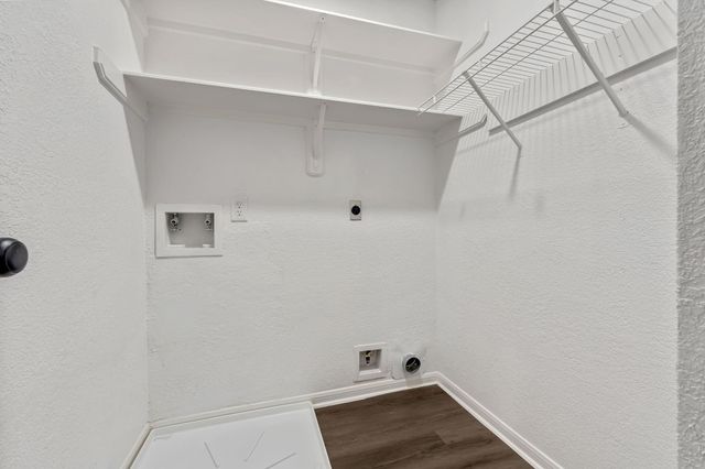 1502 Mabry Mill Road, Houston, TX 77062