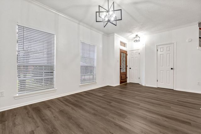 1502 Mabry Mill Road, Houston, TX 77062