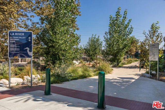 2660 Newell Street, Los Angeles, CA 90039