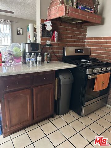 2660 Newell Street, Los Angeles, CA 90039