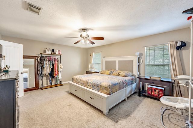 16611 BURR HILL ST, San Antonio, TX 78247
