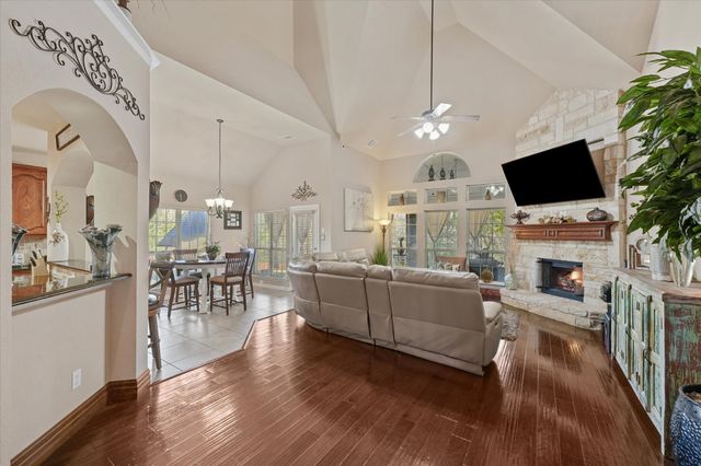 459 Hageman, Cedar Hill, TX 75104