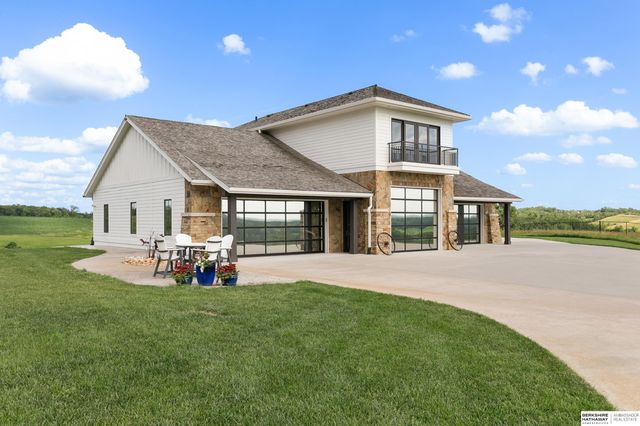 13401 N 240th Street, Valley, NE 68064