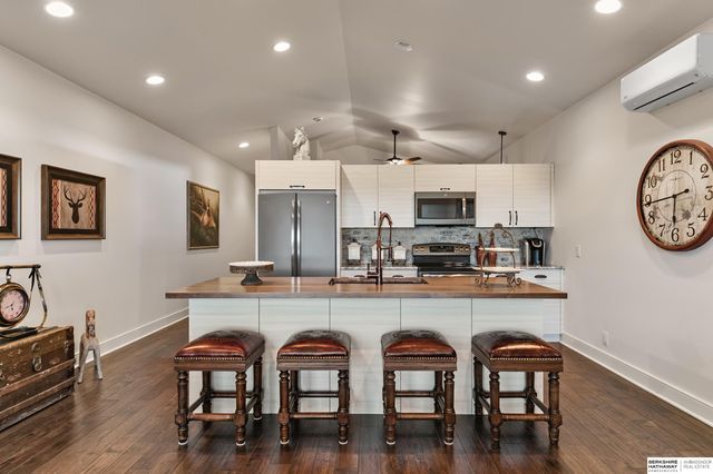 13401 N 240th Street, Valley, NE 68064