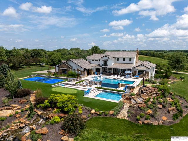 13401 N 240th Street, Valley, NE 68064