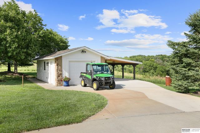13401 N 240th Street, Valley, NE 68064