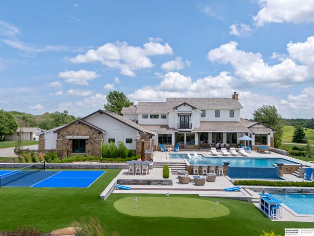 13401 N 240th Street, Valley, NE 68064