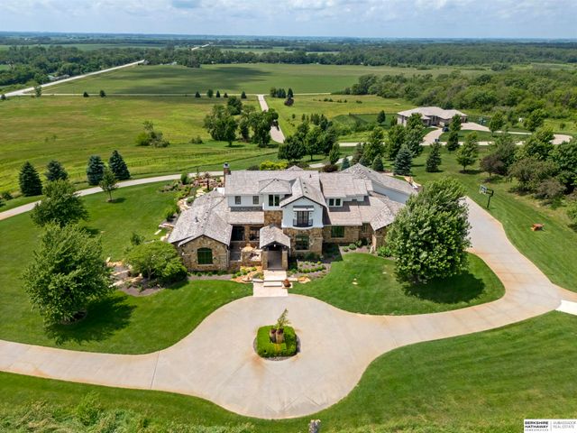 13401 N 240th Street, Valley, NE 68064