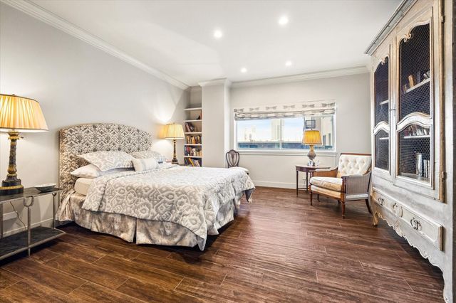 2929 Buffalo Speedway A203, Houston, TX 77098