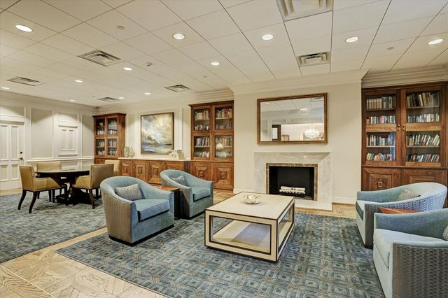 2929 Buffalo Speedway A203, Houston, TX 77098