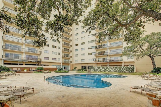 2929 Buffalo Speedway A203, Houston, TX 77098