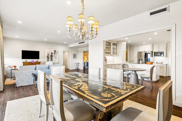 2929 Buffalo Speedway A203, Houston, TX 77098