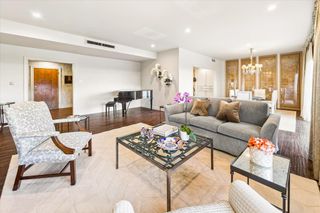 2929 Buffalo Speedway A203, Houston, TX 77098