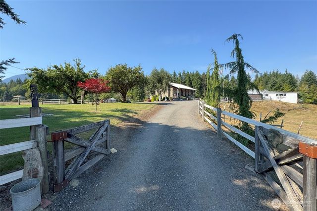 3634 Deer Park Road, Port Angeles, WA 98362