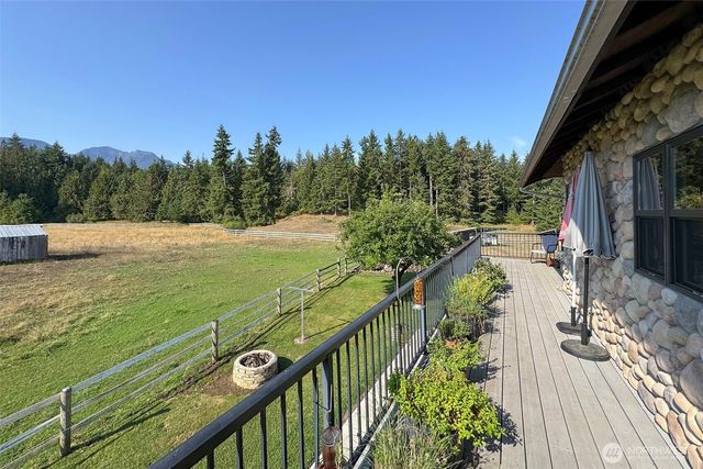 3634 Deer Park Road, Port Angeles, WA 98362