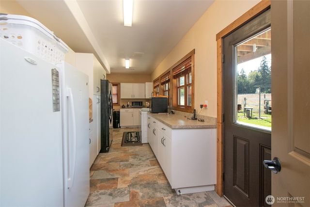 3634 Deer Park Road, Port Angeles, WA 98362