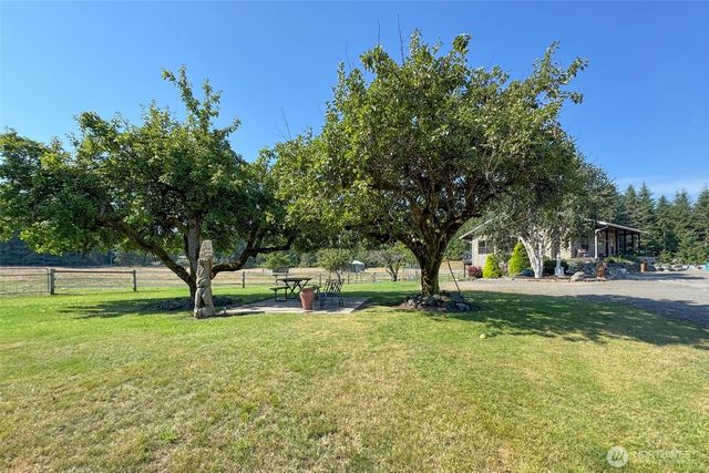 3634 Deer Park Road, Port Angeles, WA 98362