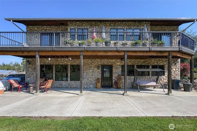 3634 Deer Park Road, Port Angeles, WA 98362