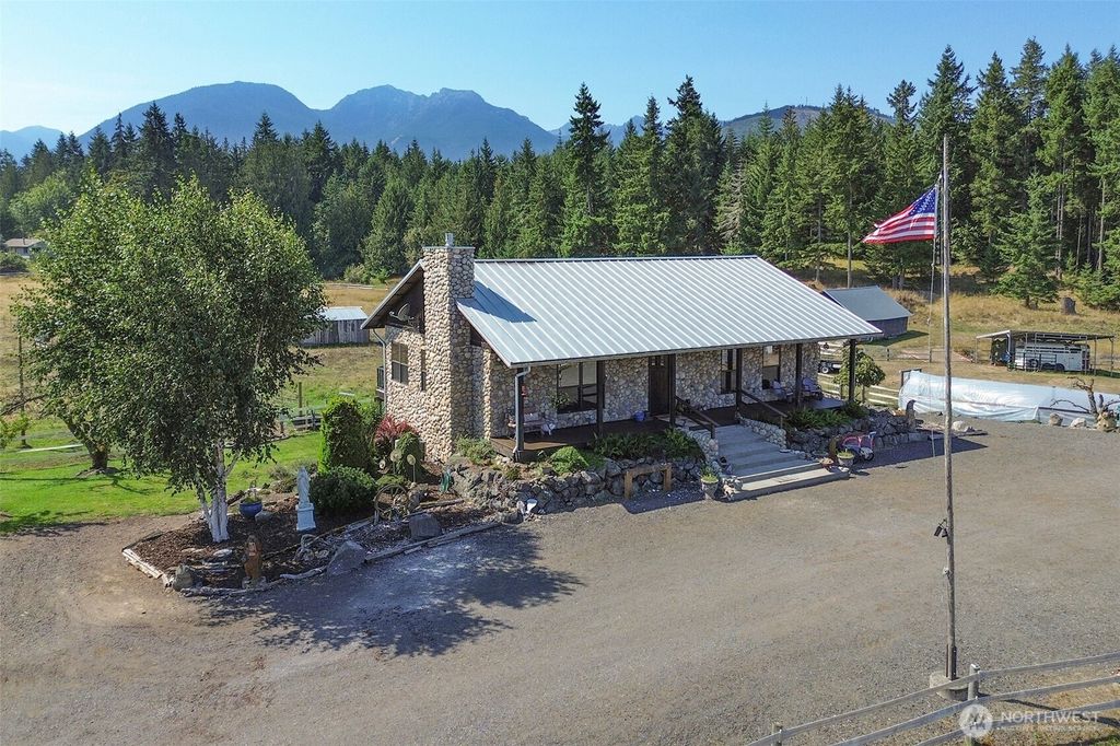 3634 Deer Park Road, Port Angeles, WA 98362