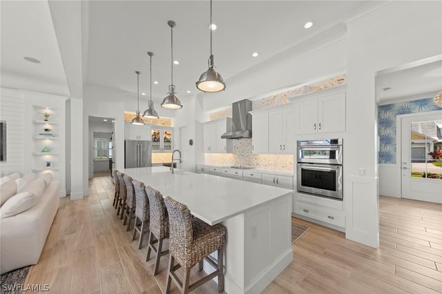 14785 Dockside LN, Naples, FL 34114