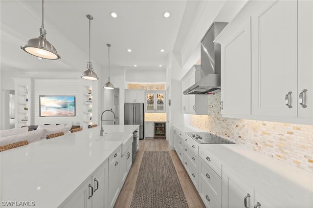 14785 Dockside LN, Naples, FL 34114