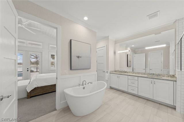 14785 Dockside LN, Naples, FL 34114