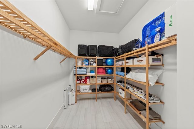 14785 Dockside LN, Naples, FL 34114