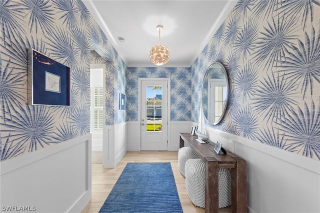 14785 Dockside LN, Naples, FL 34114