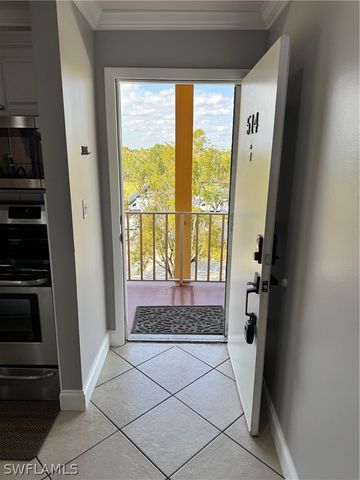 2366 E Mall DR 514, Fort Myers, FL 33901