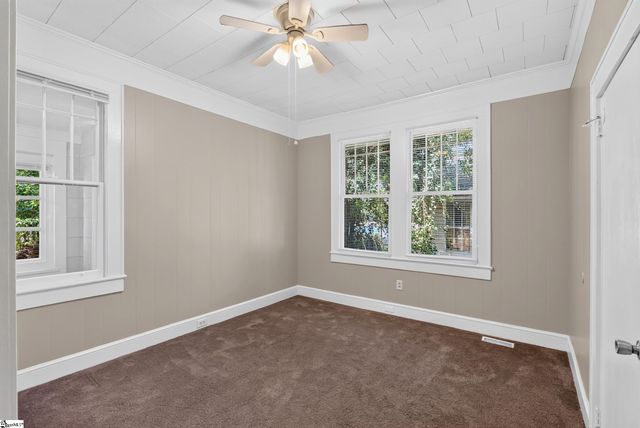 19 N Washington Avenue, Greenville, SC 29611