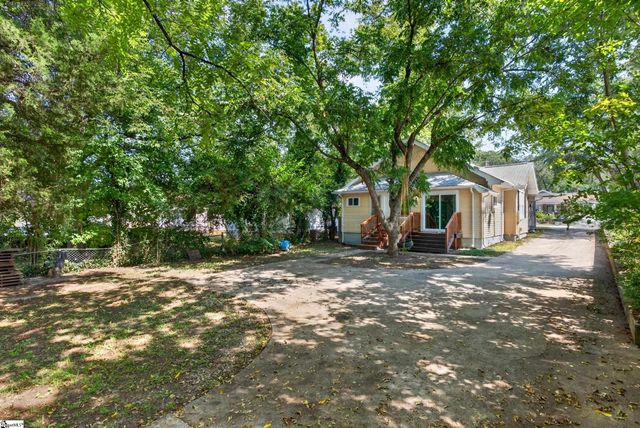 19 N Washington Avenue, Greenville, SC 29611