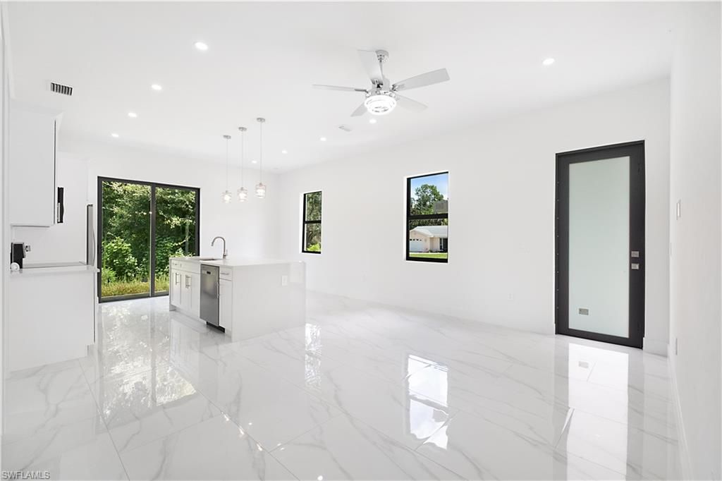 1127 Rachel ST E, LEHIGH ACRES, FL 33974 — photo 4
