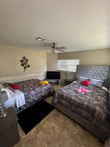 323 Mallard Point, Livingston, TX 77351