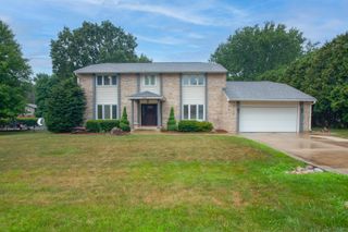 204 Farmwood Lane, La Porte, IN 46350