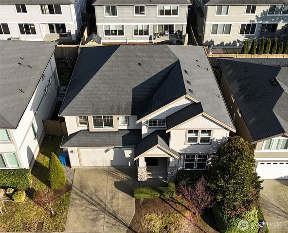 610 Field Place NE, Renton, WA 98059