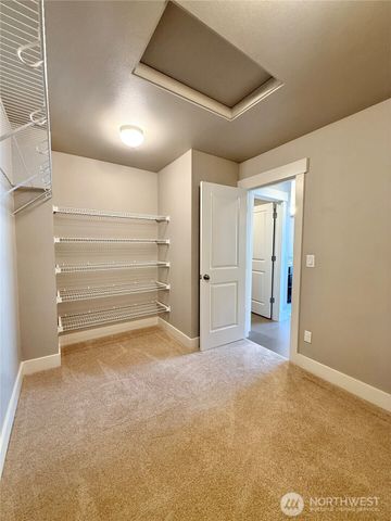 610 Field Place NE, Renton, WA 98059