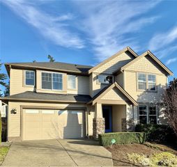 610 Field Place NE, Renton, WA 98059